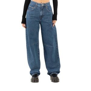 BDG Logan Boyfriend Jeans